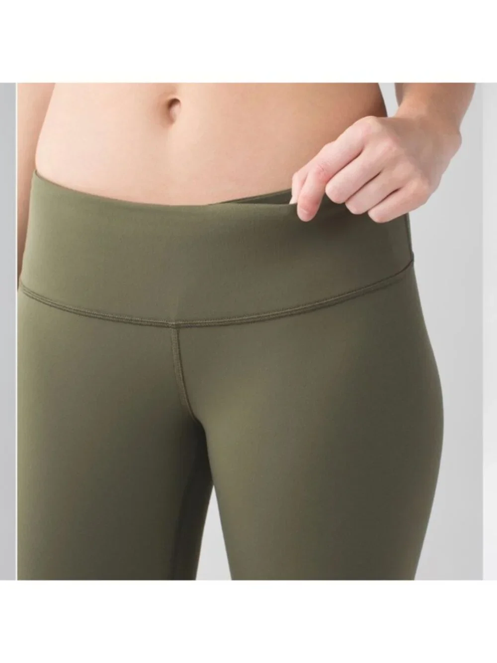 Lululemon Wunder Under Crop II *Full-On Luon Fatigue Green